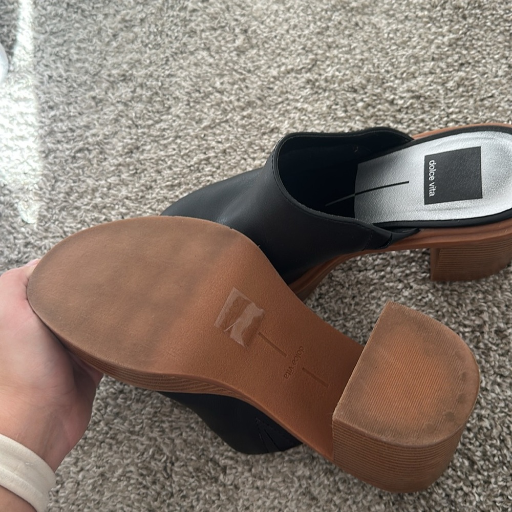 Dolce Vita Black Platform Sandals - Picture 3 of 3